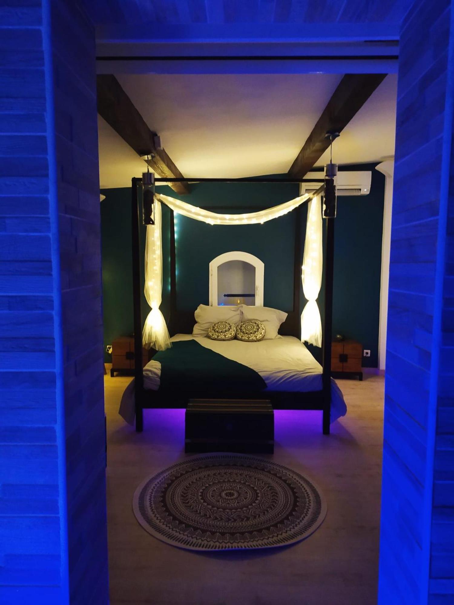 קוז'-לה-פה A L'Oree Des Pins - Gite Et Spa De 30 M2- Home Cinema Et Massage En Sup מראה חיצוני תמונה